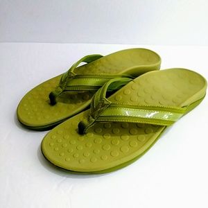 Vionic Orthaheel Style Tide in Green